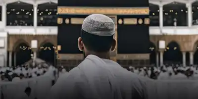 The Spiritual Significance of Visiting the Holy Sites During Umrah